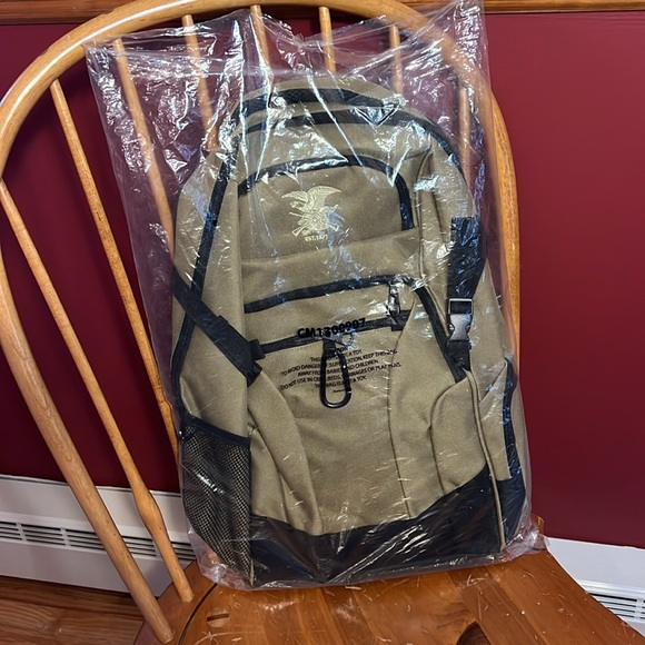 NRA Backpack - Picture 4 of 4